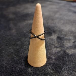 3/$10 Black Crisscross ring
